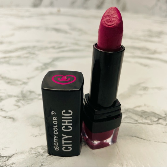 City Color City Chic Lipstick - Bold Fuchsia - Picture 1 of 8